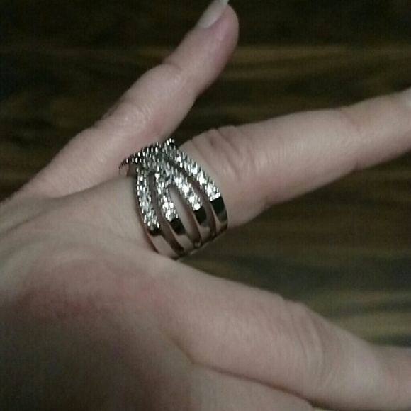 Ring - Picture 2 of 2